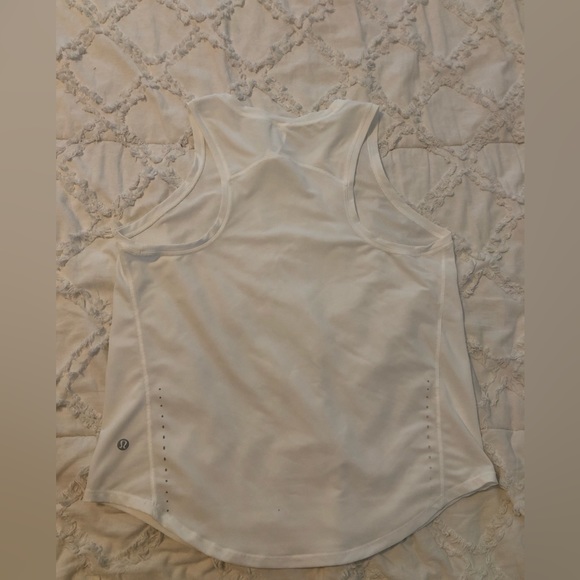 Lululemon Sculpt tank, size 8 - Picture 3 of 3
